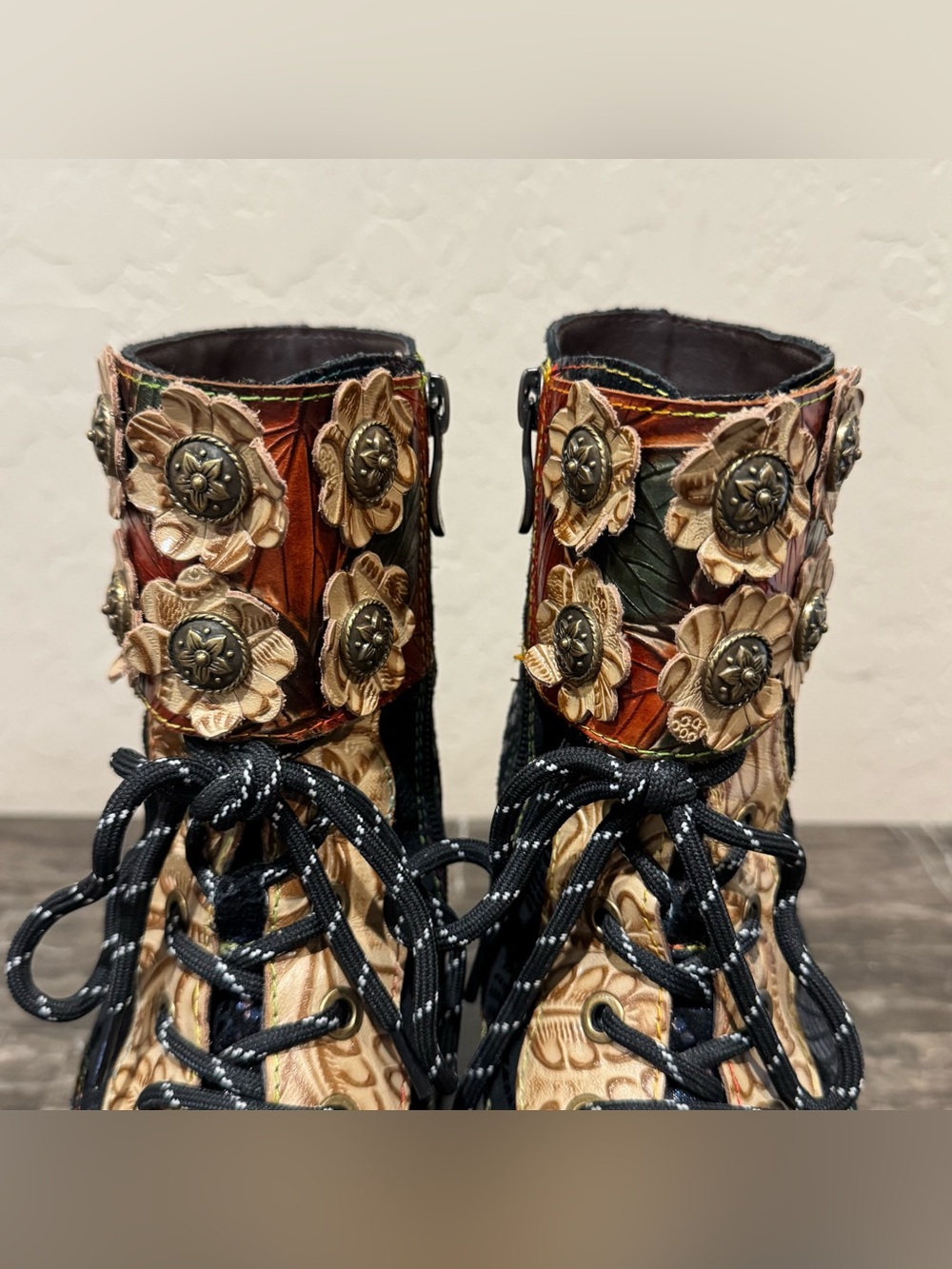L’artiste by Spring Step Limitless Patchwork Leather Combat Boots - Picture 5 of 12